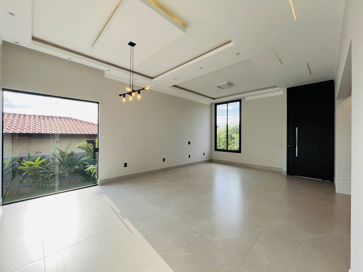 Casa à venda com 3 quartos, 218m² - Foto 5