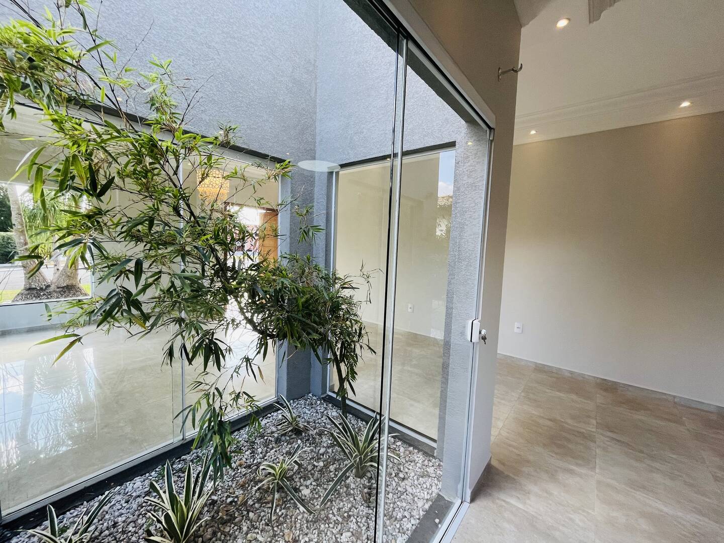 Casa à venda com 3 quartos, 202m² - Foto 10