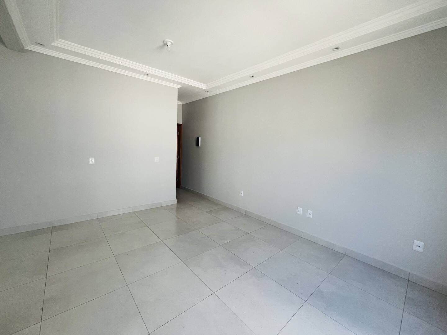 Casa à venda com 3 quartos, 86m² - Foto 4