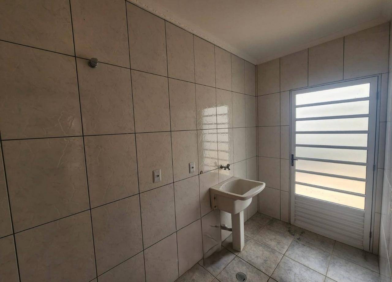 Casa à venda e aluguel com 4 quartos, 320m² - Foto 22