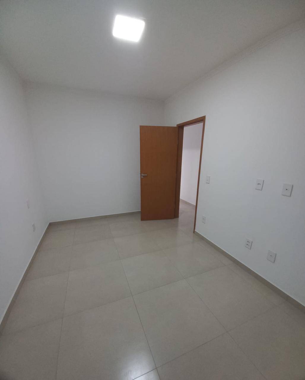 Casa à venda com 3 quartos, 90m² - Foto 13