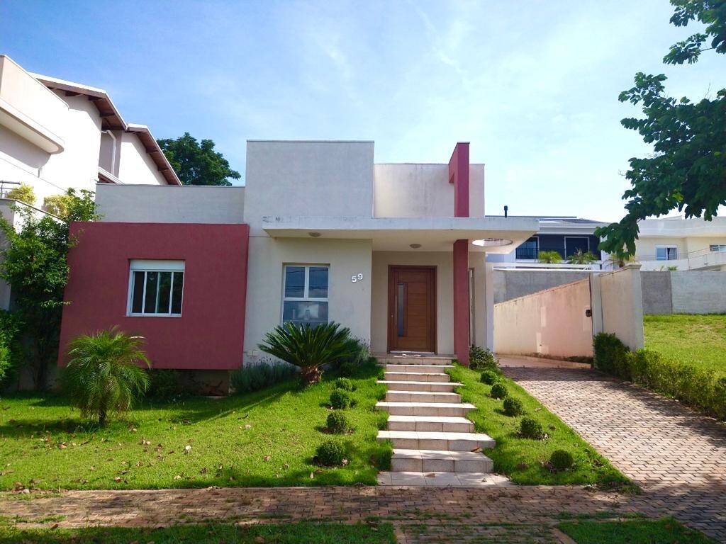 Casa à venda com 3 quartos, 230m² - Foto 2