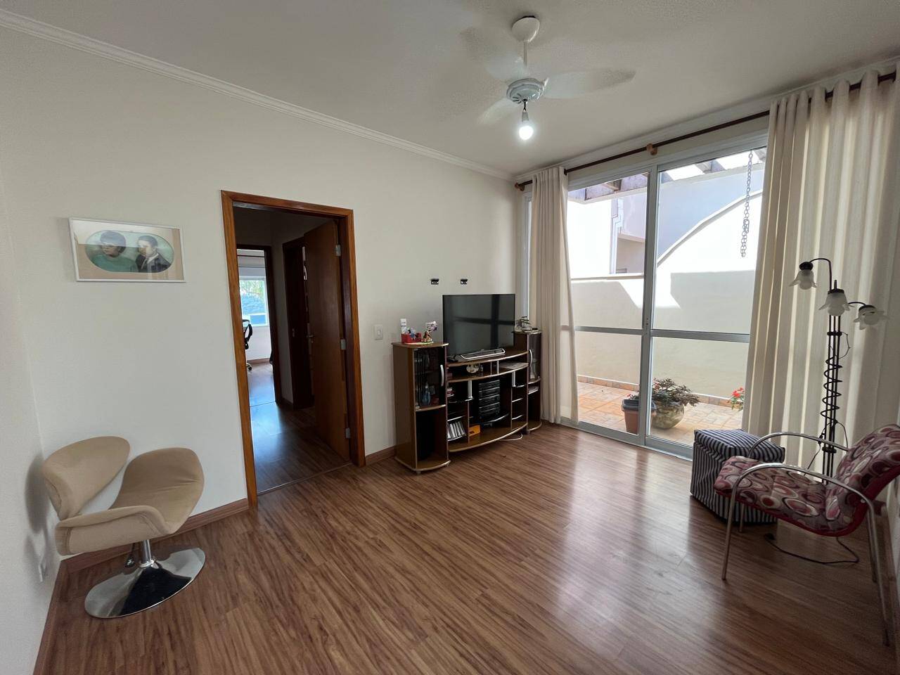 Casa à venda com 3 quartos, 230m² - Foto 18