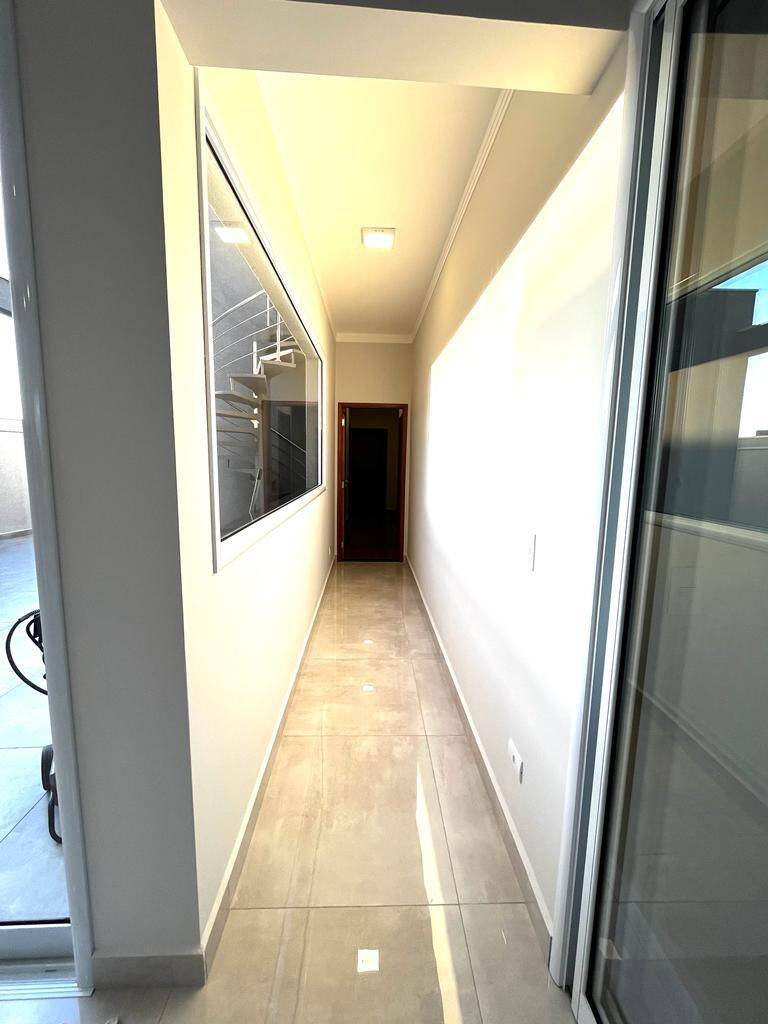 Casa à venda com 3 quartos, 310m² - Foto 14