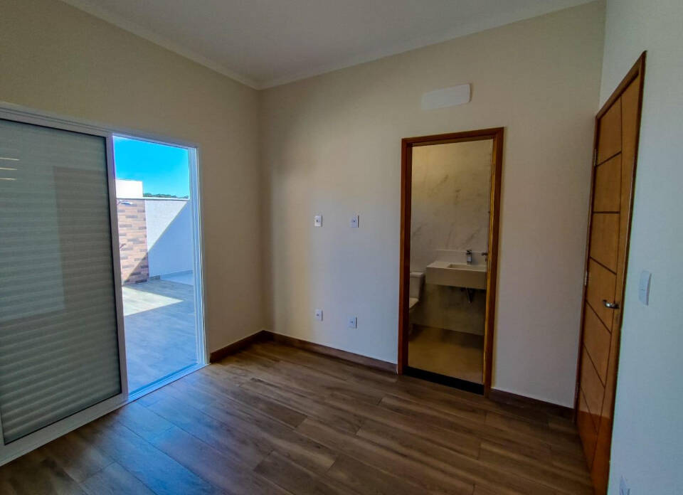 Casa à venda com 3 quartos, 190m² - Foto 9