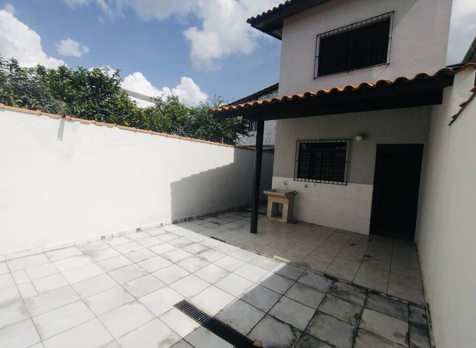 Casa à venda com 3 quartos, 120m² - Foto 11