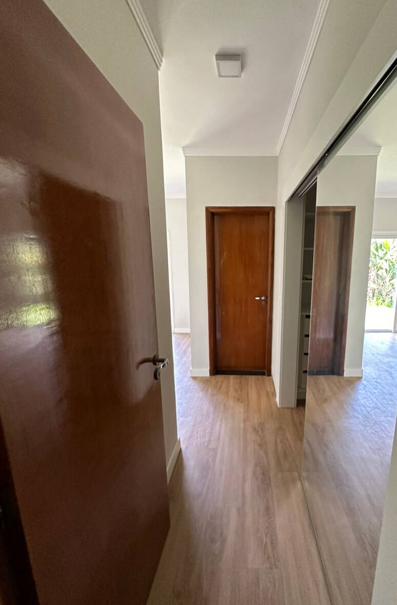 Casa à venda com 5 quartos, 338m² - Foto 16