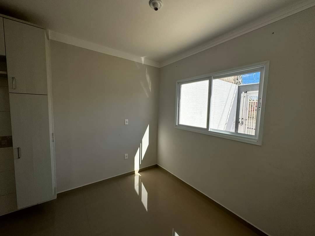 Casa à venda com 3 quartos, 121m² - Foto 5