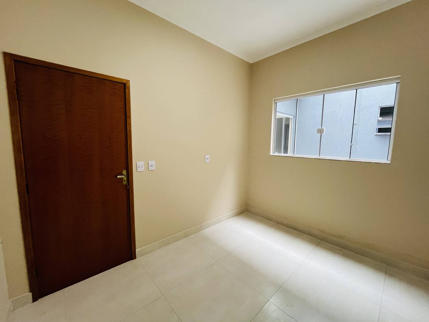 Casa à venda com 3 quartos, 128m² - Foto 3