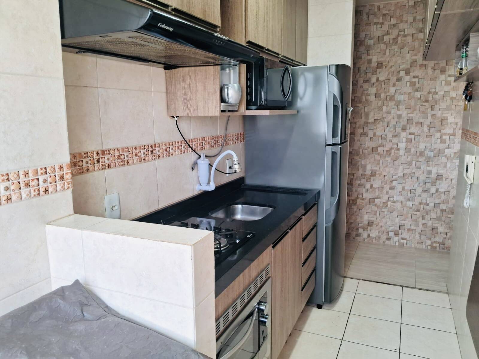 Apartamento à venda com 2 quartos, 45m² - Foto 3