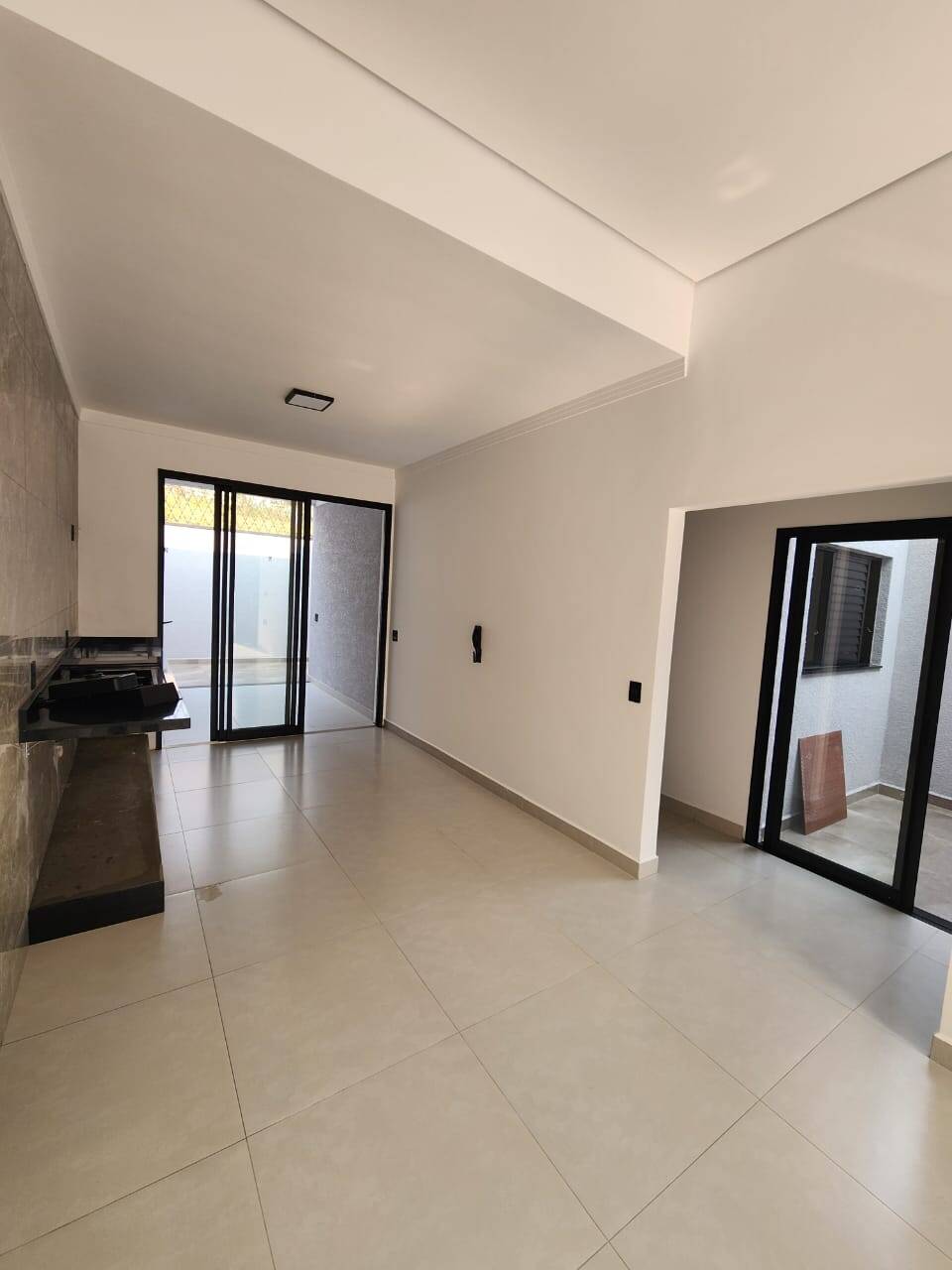 Casa à venda com 3 quartos, 88m² - Foto 5