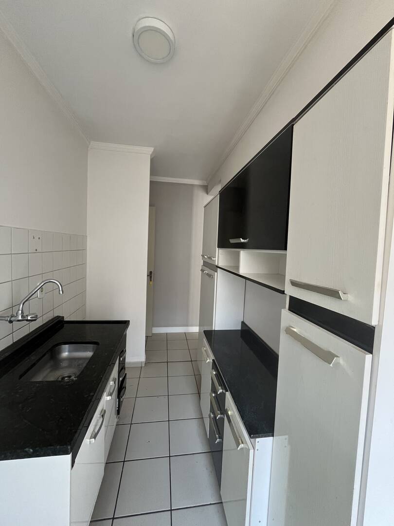 Apartamento à venda com 2 quartos, 45m² - Foto 6