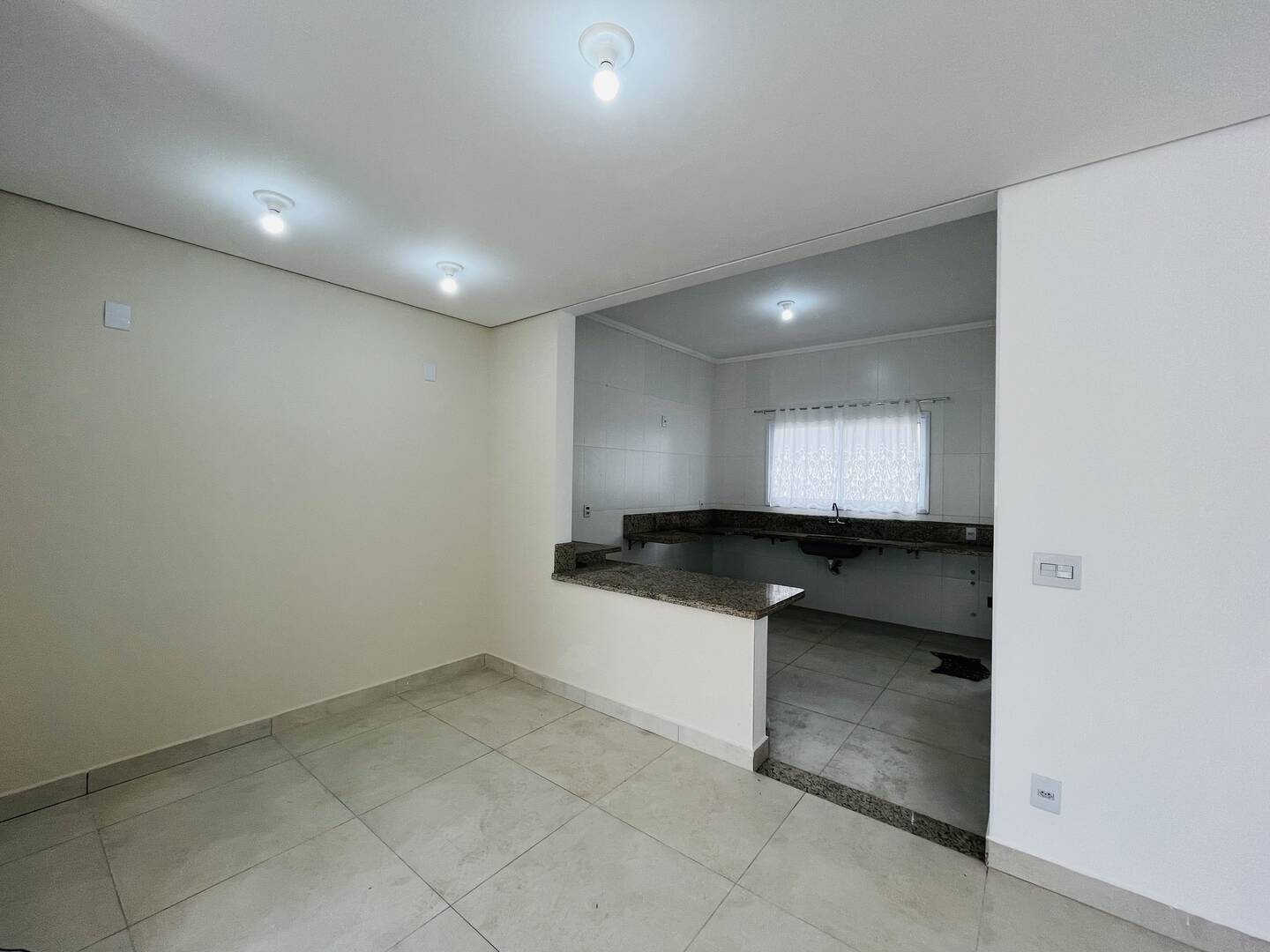 Casa à venda com 3 quartos, 120m² - Foto 6