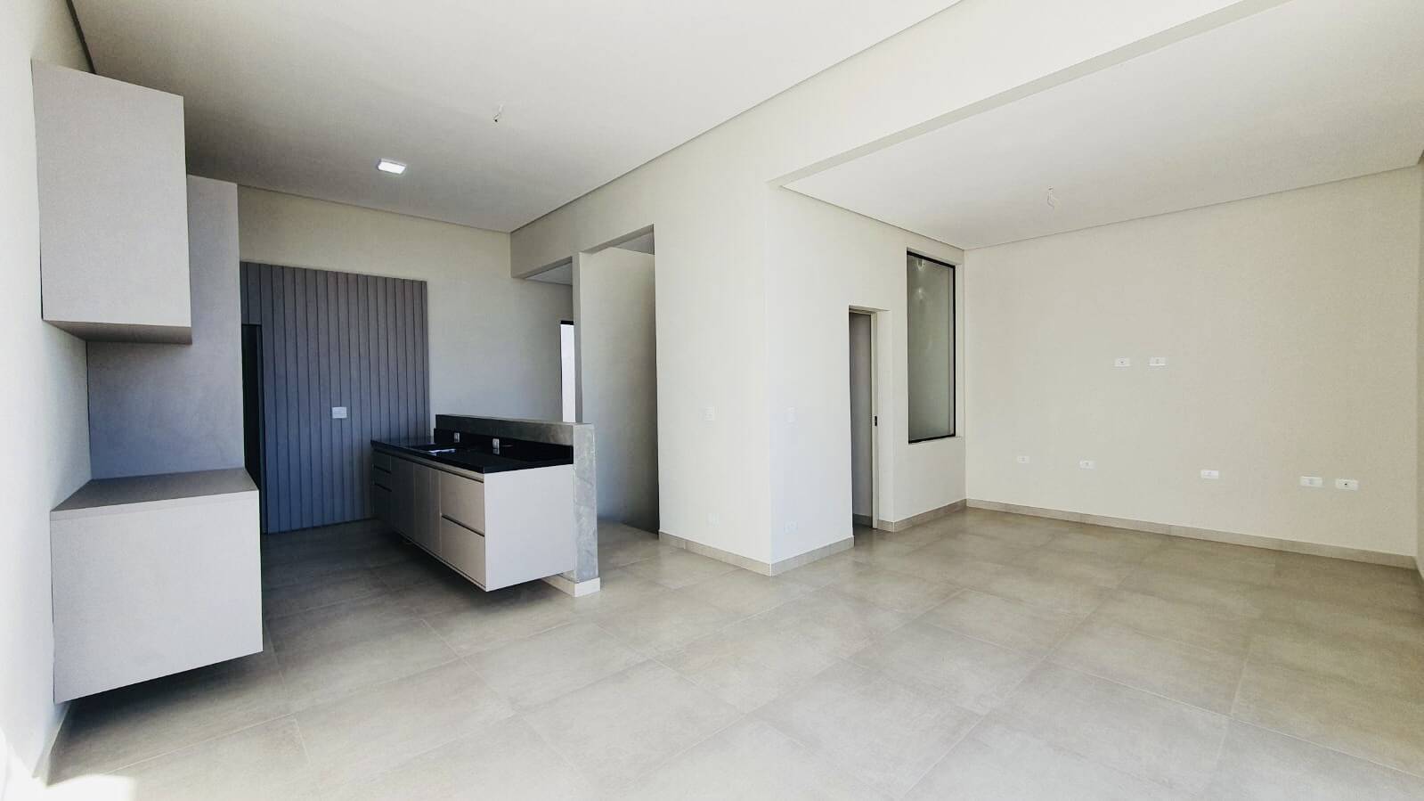 Casa à venda com 3 quartos, 157m² - Foto 4