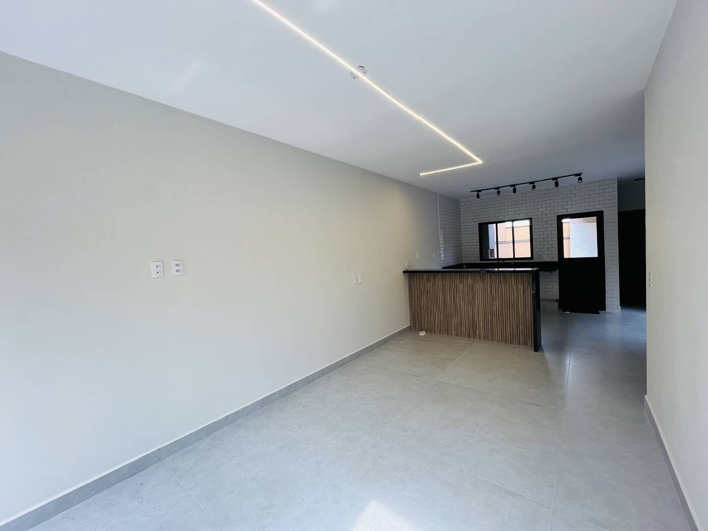 Casa à venda com 3 quartos, 88m² - Foto 6