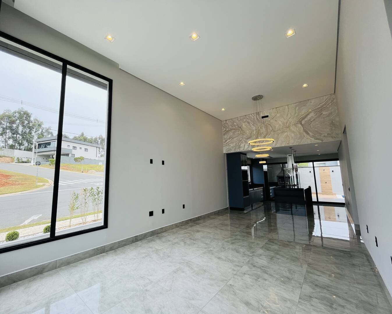 Casa à venda com 3 quartos, 198m² - Foto 5