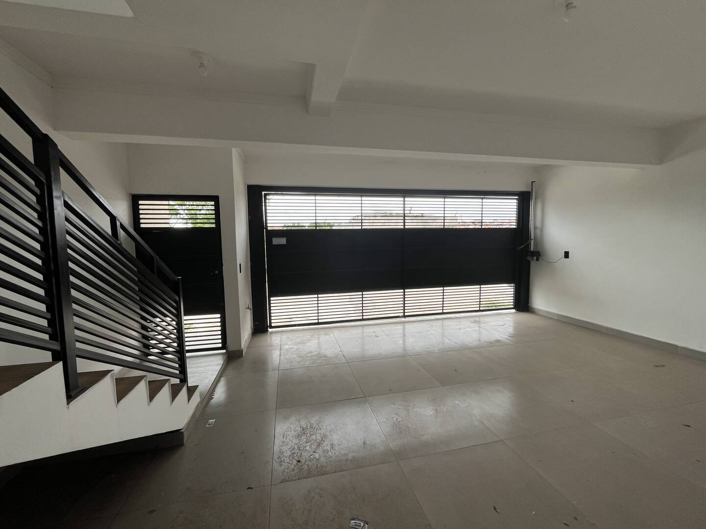 Casa à venda com 3 quartos, 121m² - Foto 3