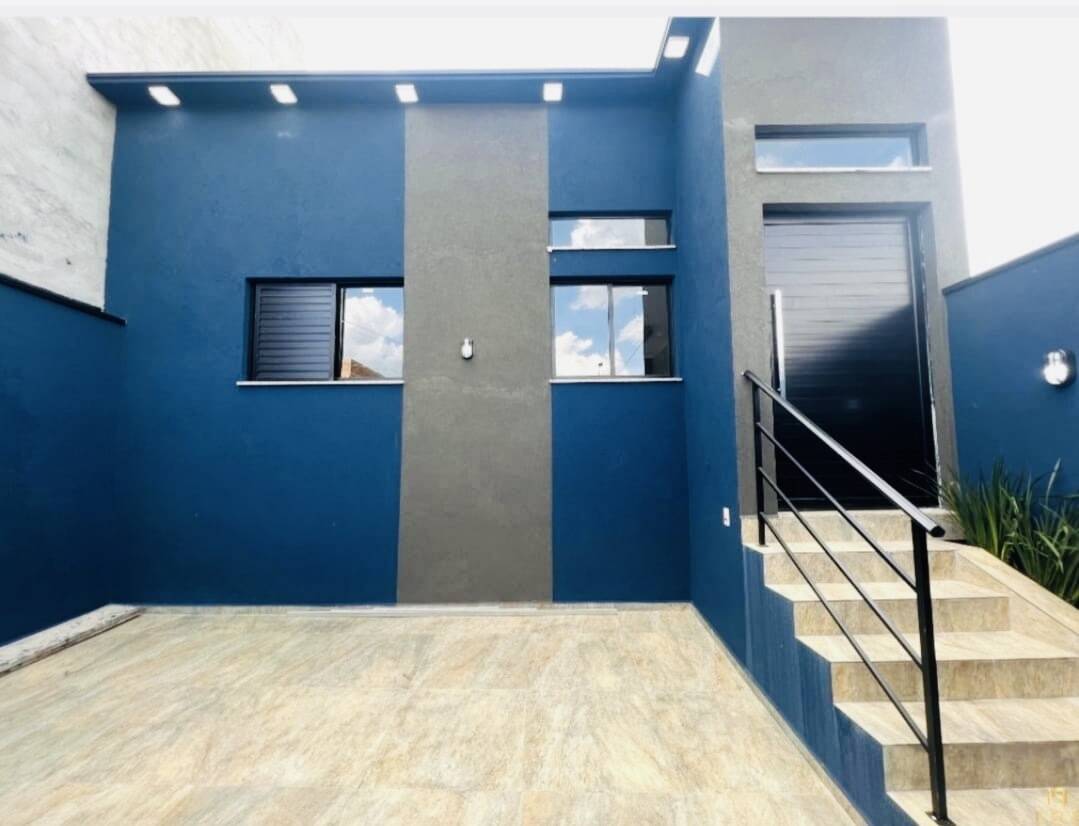 Casa à venda com 3 quartos, 96m² - Foto 2