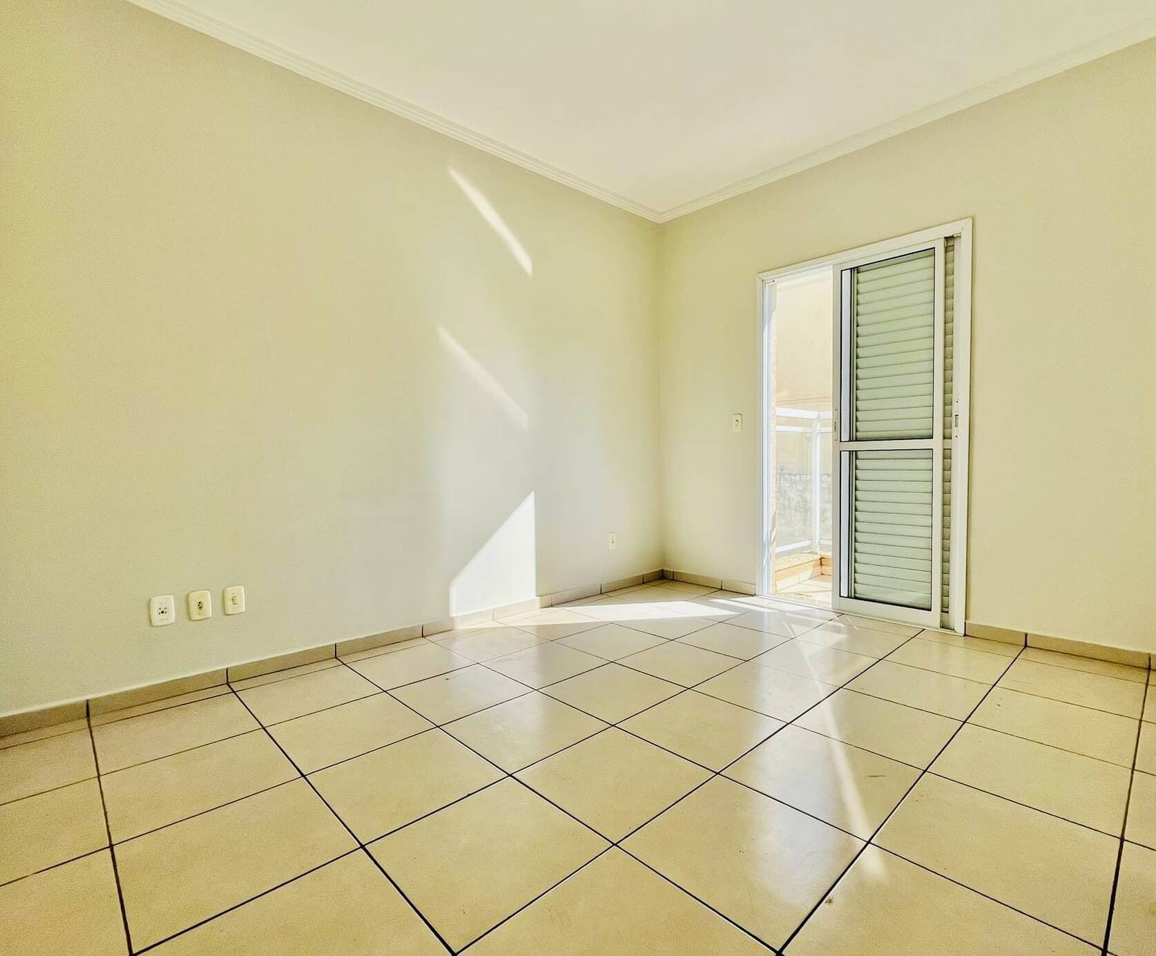 Apartamento à venda e aluguel com 2 quartos, 69m² - Foto 12