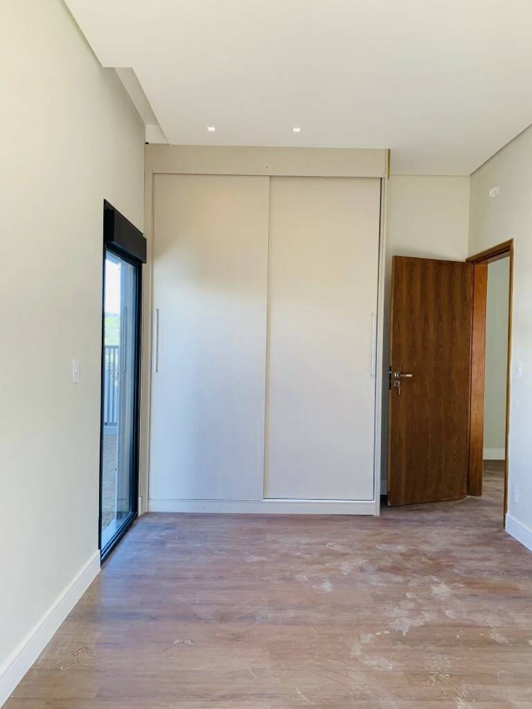 Casa à venda com 3 quartos, 200m² - Foto 8