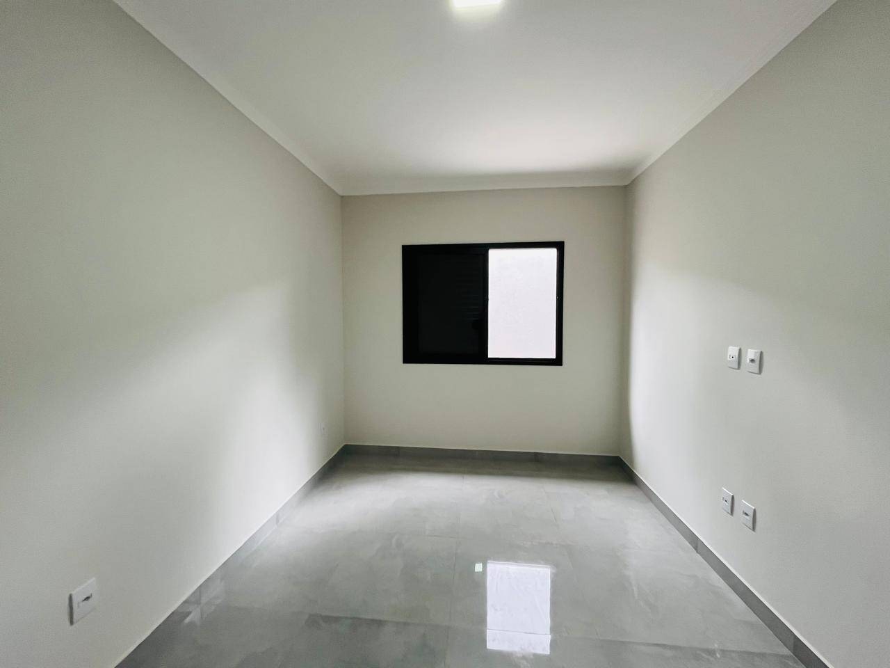 Casa à venda com 3 quartos, 116m² - Foto 4