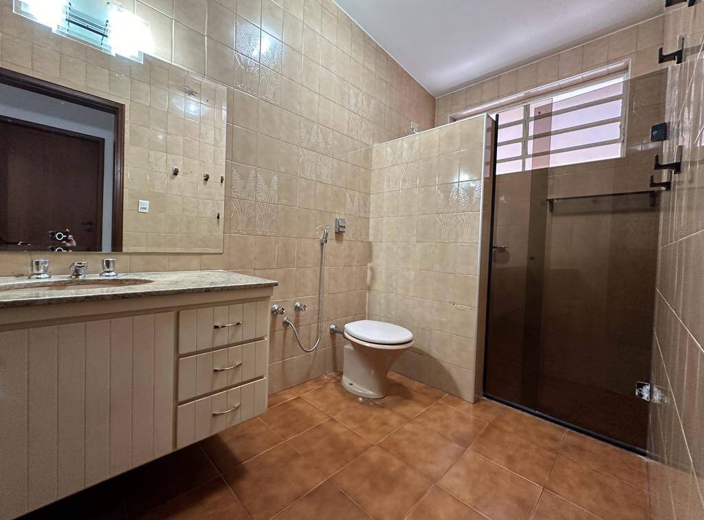 Casa à venda com 4 quartos, 345m² - Foto 12