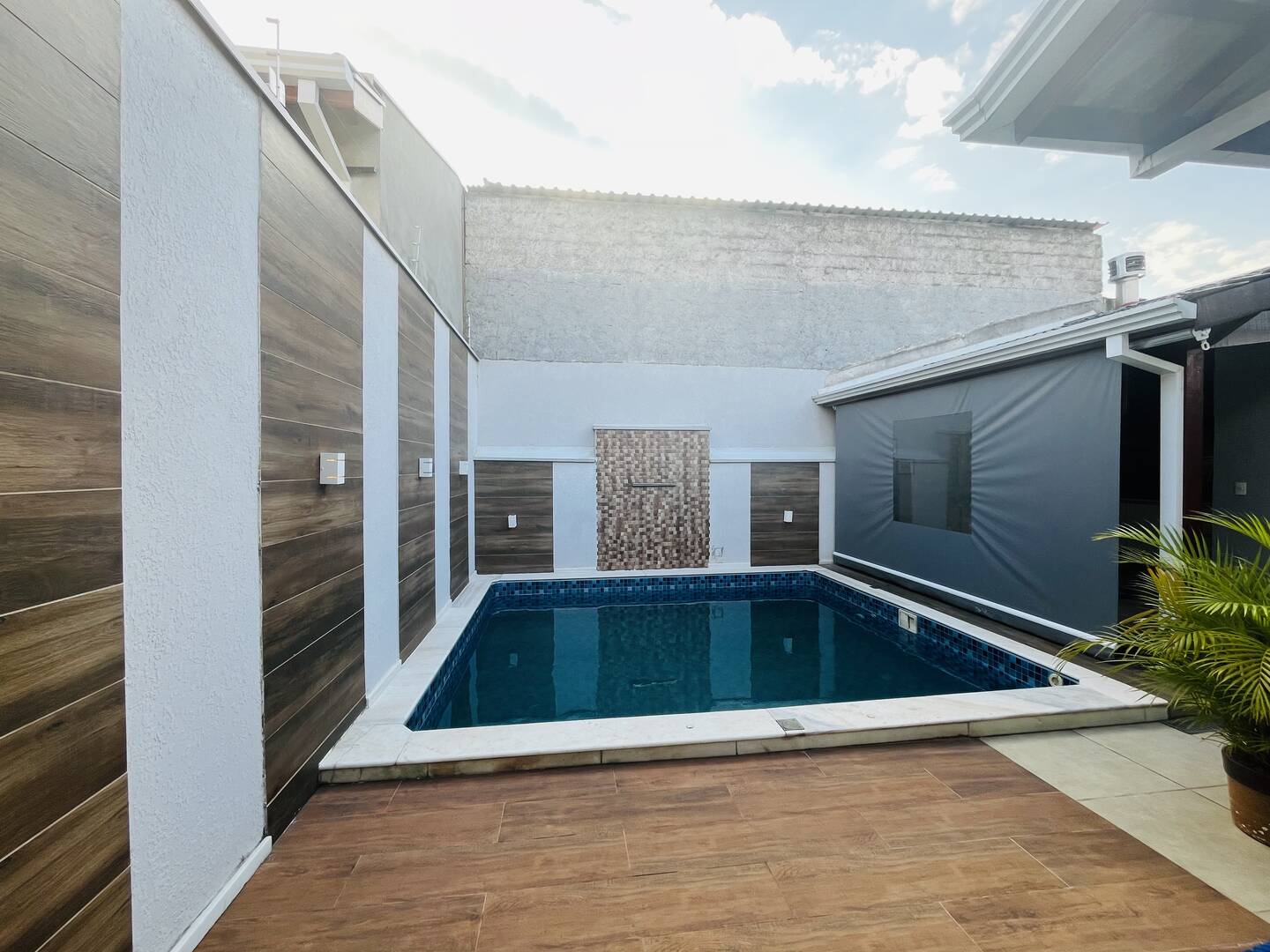 Casa à venda e aluguel com 3 quartos, 152m² - Foto 33