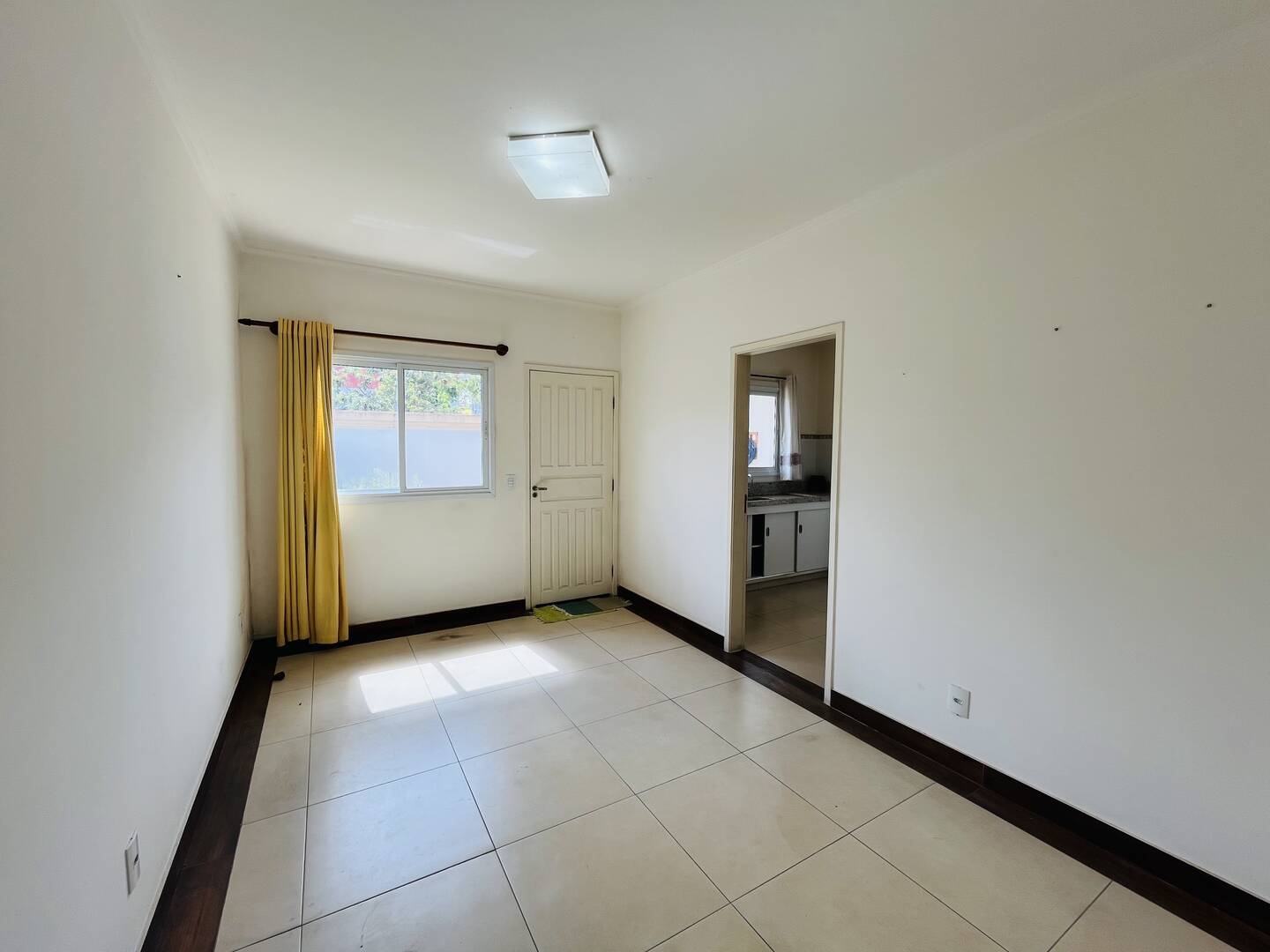 Casa à venda e aluguel com 2 quartos, 120m² - Foto 4