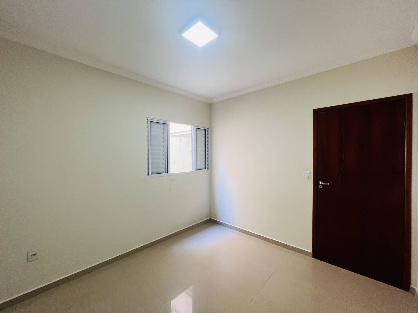 Casa à venda com 3 quartos, 150m² - Foto 13