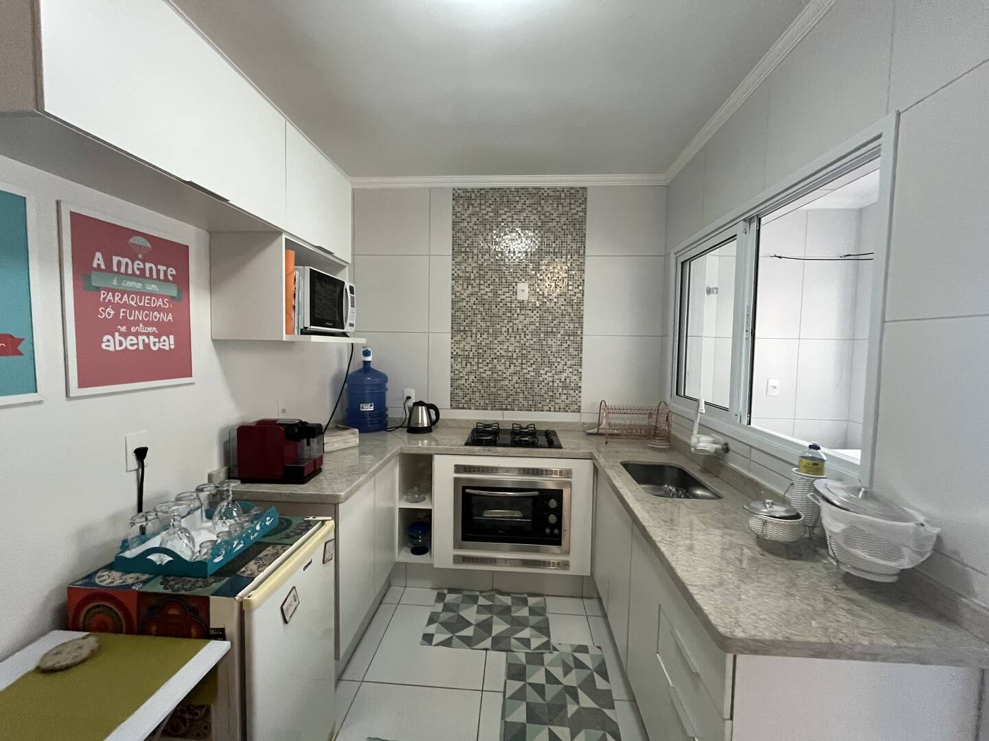 Apartamento à venda com 2 quartos, 64m² - Foto 5